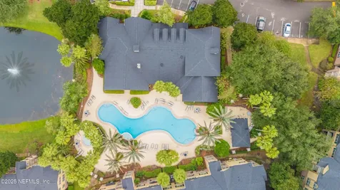 7800 Point Meadows Drive Jacksonville FL 32256