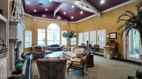 7800 Point Meadows Drive Jacksonville FL 32256