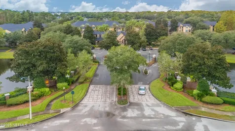 7800 Point Meadows Drive Jacksonville FL 32256