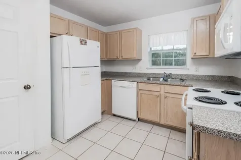 7800 Point Meadows Drive Jacksonville FL 32256