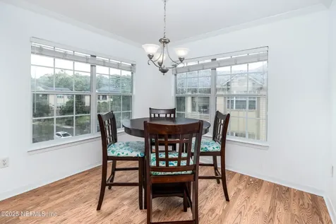 7800 Point Meadows Drive Jacksonville FL 32256