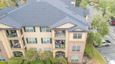 7800 Point Meadows Drive Jacksonville FL 32256