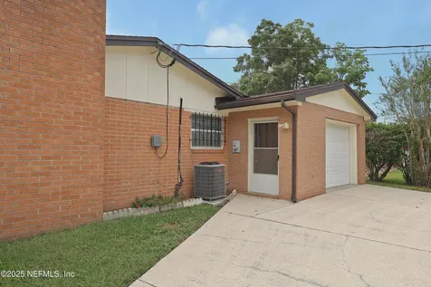 3036 Skipper Lane Jacksonville FL 32216