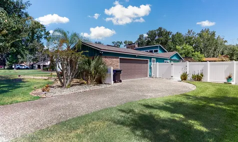 6433 River Point Drive Fleming Island FL 32003