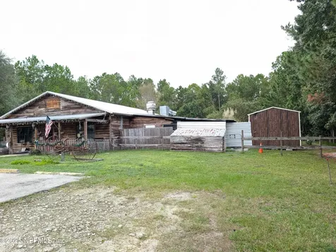 888 County Road 310 Interlachen FL 32148