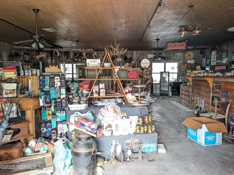 888 County Road 310 Interlachen FL 32148