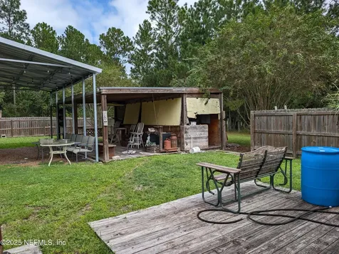 888 County Road 310 Interlachen FL 32148