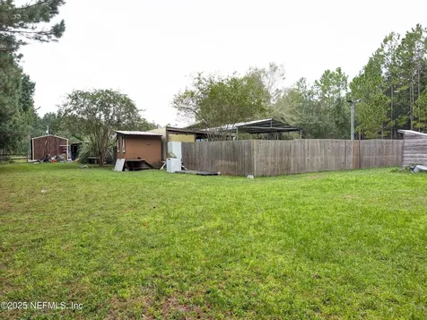 888 County Road 310 Interlachen FL 32148