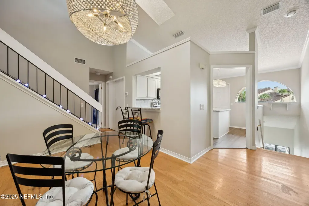 3809 Lavista Circle Jacksonville FL 32217