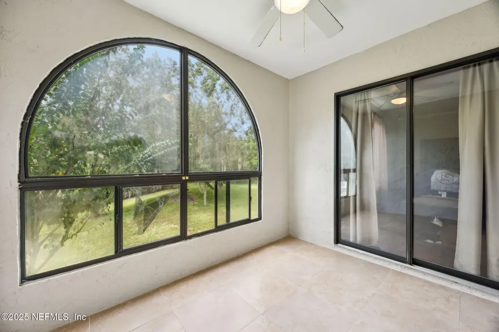 3809 Lavista Circle Jacksonville FL 32217