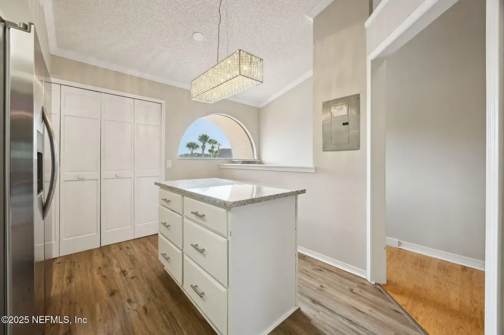 3809 Lavista Circle Jacksonville FL 32217
