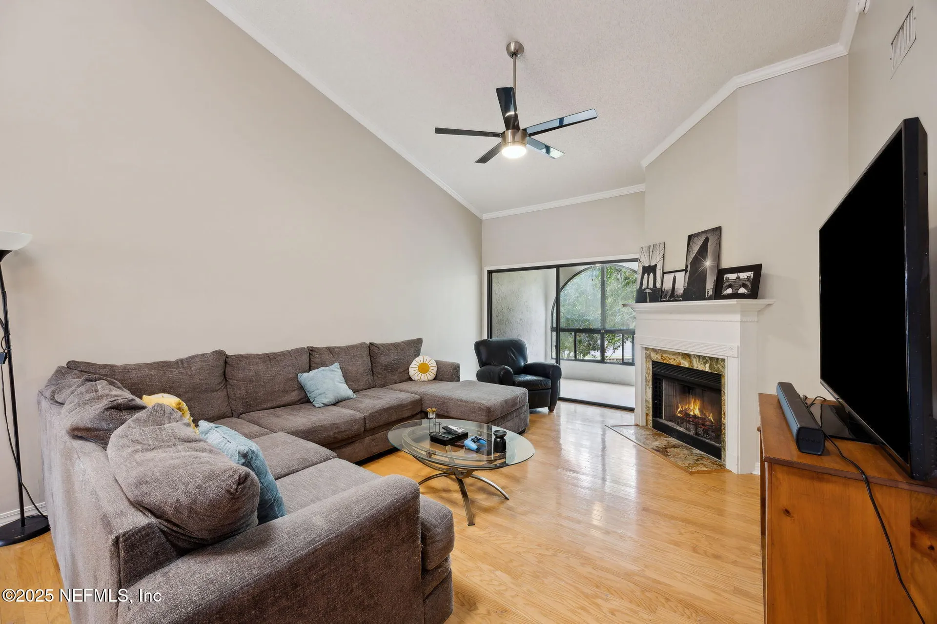 3809 Lavista Circle Jacksonville FL 32217