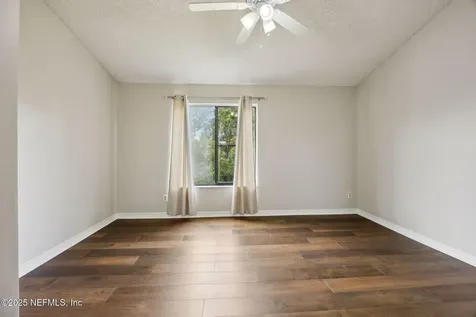 3809 Lavista Circle Jacksonville FL 32217