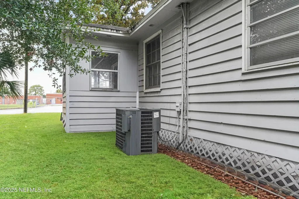 4609 Cambridge Road Jacksonville FL 32210