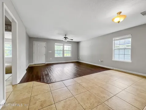 8614 3rd Avenue Jacksonville FL 32208