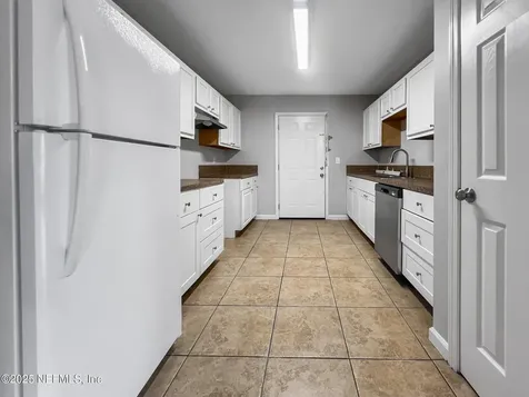 8614 3rd Avenue Jacksonville FL 32208