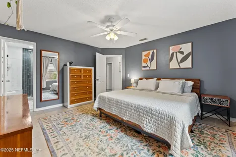 1093 Hibiscus Street Atlantic Beach FL 32233
