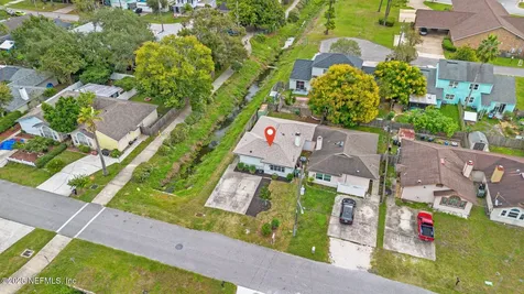 1093 Hibiscus Street Atlantic Beach FL 32233