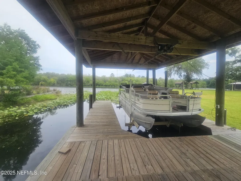 435 Lake Asbury Drive Green Cove Springs FL 32043