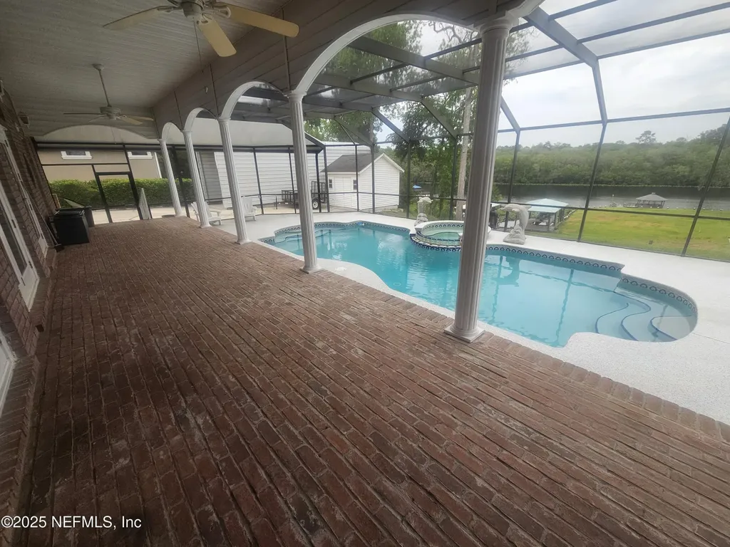 435 Lake Asbury Drive Green Cove Springs FL 32043