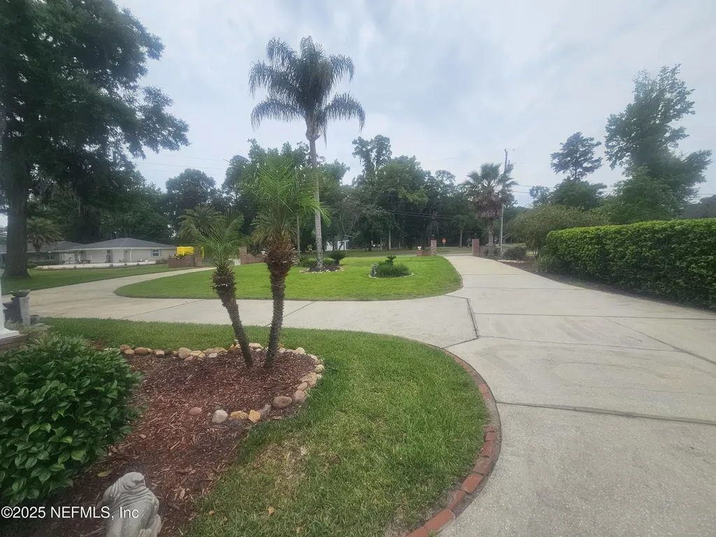 435 Lake Asbury Drive Green Cove Springs FL 32043