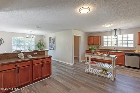 15786 Jim Court Jacksonville FL 32218