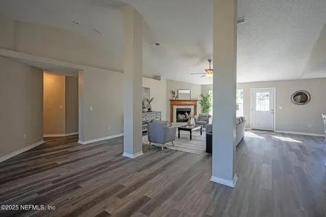15786 Jim Court Jacksonville FL 32218