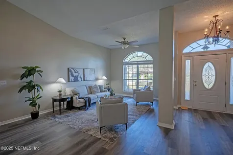 15786 Jim Court Jacksonville FL 32218