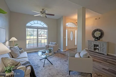 15786 Jim Court Jacksonville FL 32218