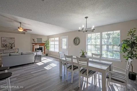 15786 Jim Court Jacksonville FL 32218