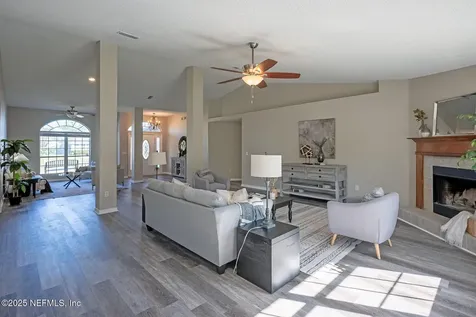 15786 Jim Court Jacksonville FL 32218