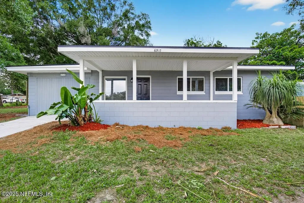 6915 Brandemere Road S Jacksonville FL 32211