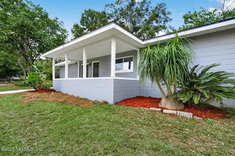 6915 Brandemere Road S Jacksonville FL 32211