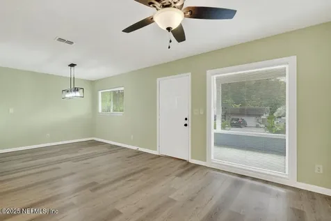 6915 Brandemere Road S Jacksonville FL 32211