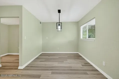 6915 Brandemere Road S Jacksonville FL 32211