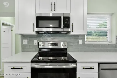 6915 Brandemere Road S Jacksonville FL 32211