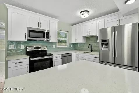 6915 Brandemere Road S Jacksonville FL 32211