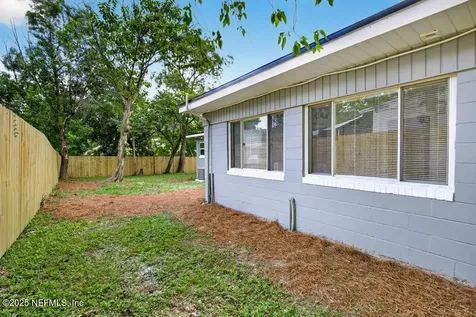 6915 Brandemere Road S Jacksonville FL 32211