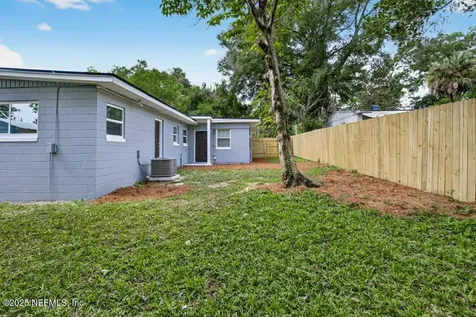 6915 Brandemere Road S Jacksonville FL 32211