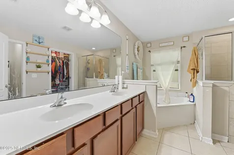 6461 Rolling Tree Street Jacksonville FL 32222