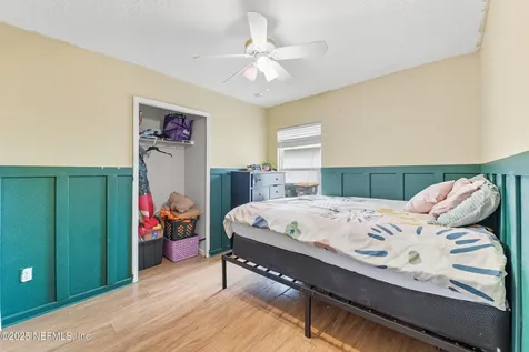 6461 Rolling Tree Street Jacksonville FL 32222