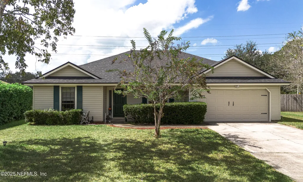 9733 Peabody Drive N Jacksonville FL 32221