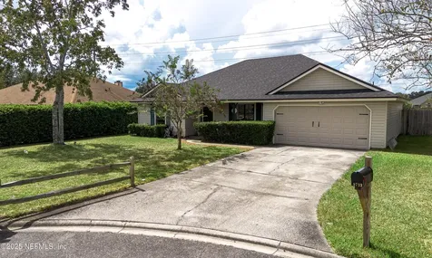 9733 Peabody Drive N Jacksonville FL 32221