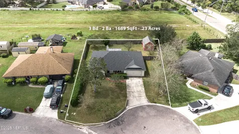 9733 Peabody Drive N Jacksonville FL 32221