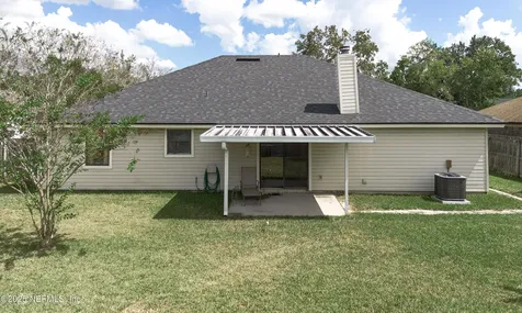 9733 Peabody Drive N Jacksonville FL 32221