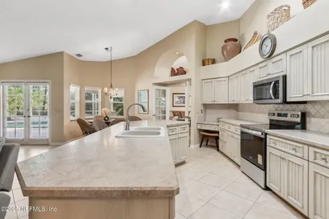 25 Bassett Lane Palm Coast FL 32137