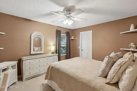 25 Bassett Lane Palm Coast FL 32137