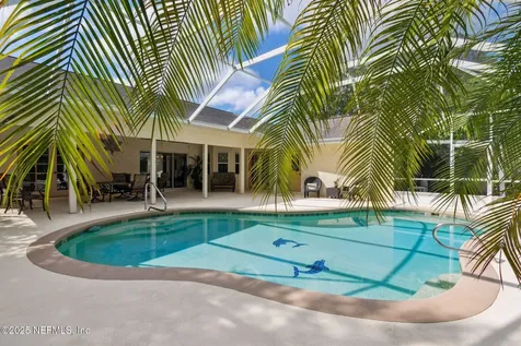25 Bassett Lane Palm Coast FL 32137