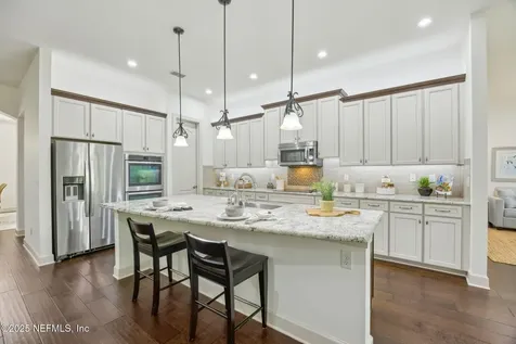 4583 Swilcan Bridge Lane N Jacksonville FL 32224