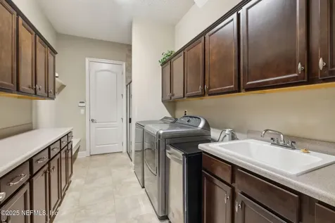 4583 Swilcan Bridge Lane N Jacksonville FL 32224